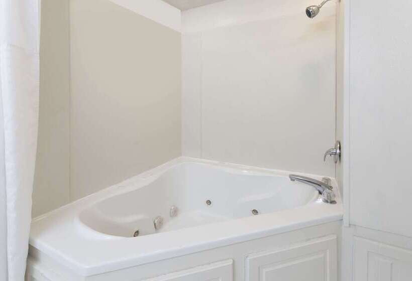 בית מלון כפרי Days Inn By Wyndham Dillon