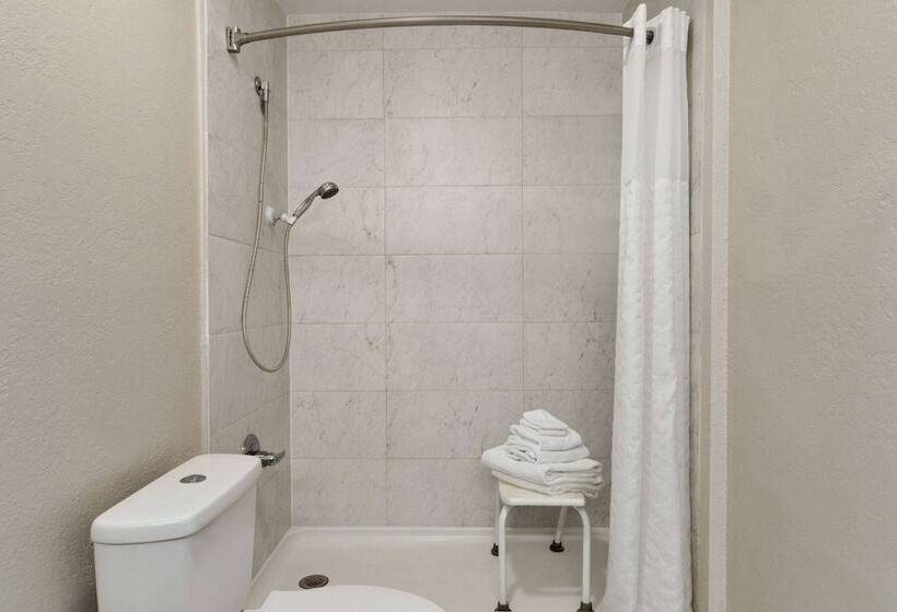 בית מלון כפרי Days Inn By Wyndham Dillon