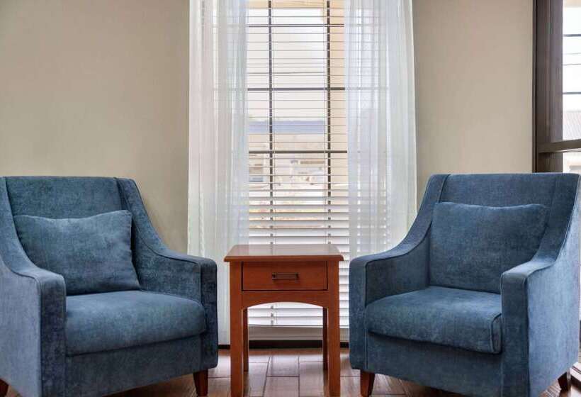 בית מלון כפרי Days Inn By Wyndham Dillon