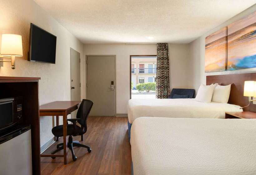 בית מלון כפרי Days Inn By Wyndham Dillon