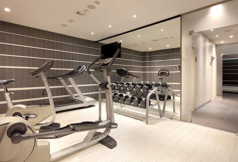 ホテル Eurostars Book