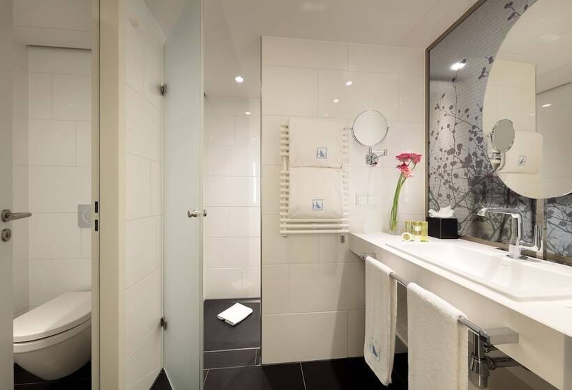 ホテル Eurostars Book