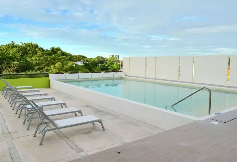 ホテル Hampton Inn By Hilton Ciudad Del Carmen Campeche