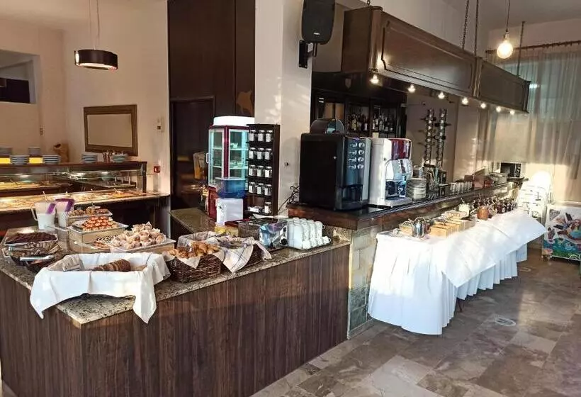 בית מלון כפרי Kalives Resort