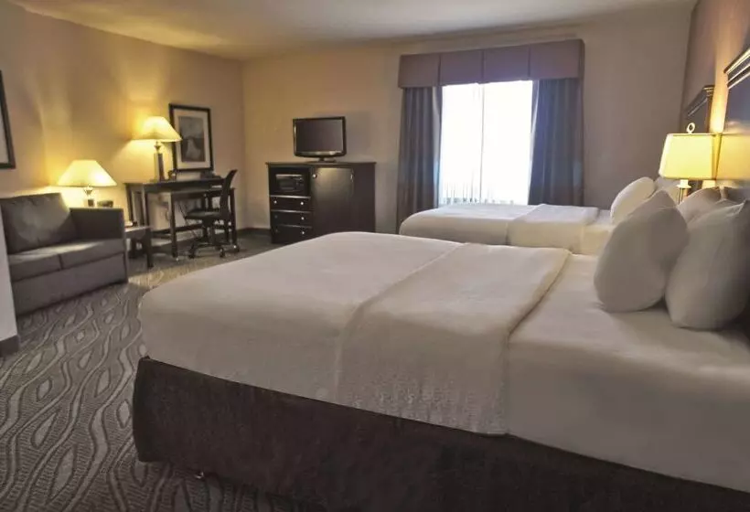 ホテル La Quinta By Wyndham Edmond