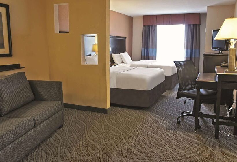 فندق La Quinta By Wyndham Edmond