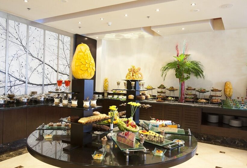 Hotel Millennium Central Doha