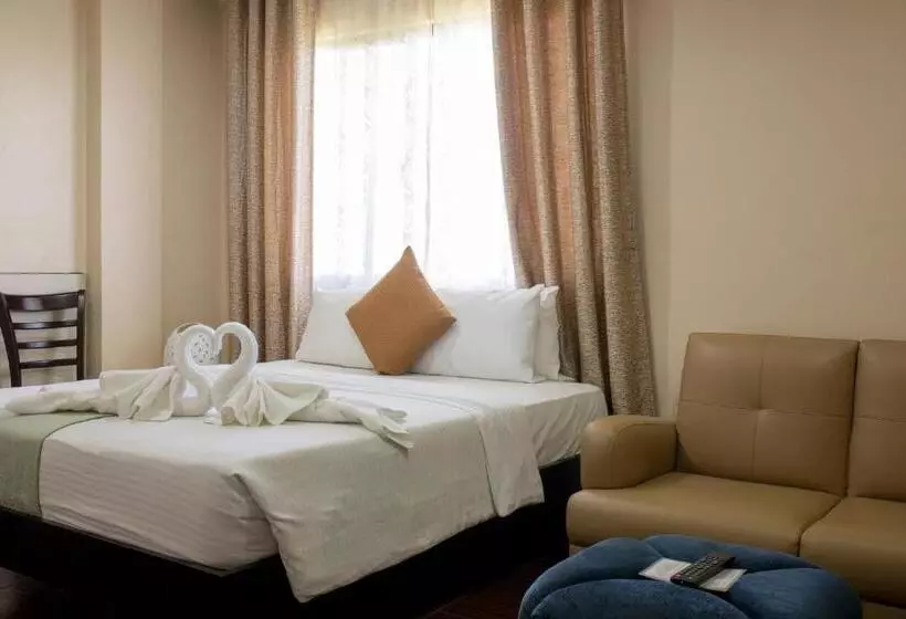 Palmbeach Resort & Spa Mactan, Cebu