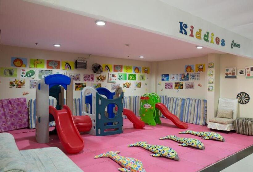 Hotel Palmbeach Resort & Spa Mactan, Cebu