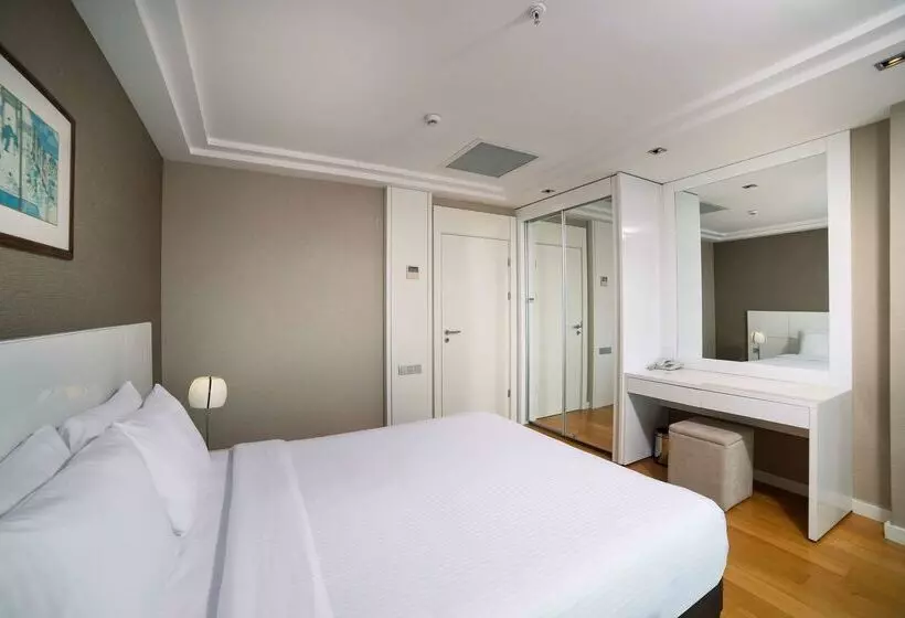 ホテル Radisson Residences Avrupa Tem Istanbul