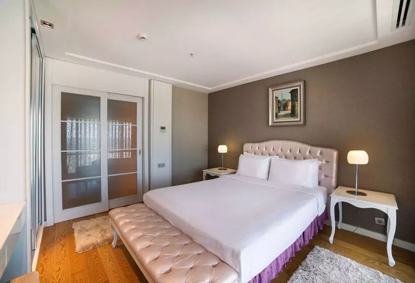 ホテル Radisson Residences Avrupa Tem Istanbul