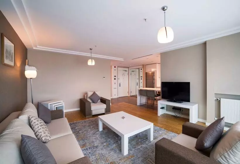ホテル Radisson Residences Avrupa Tem Istanbul
