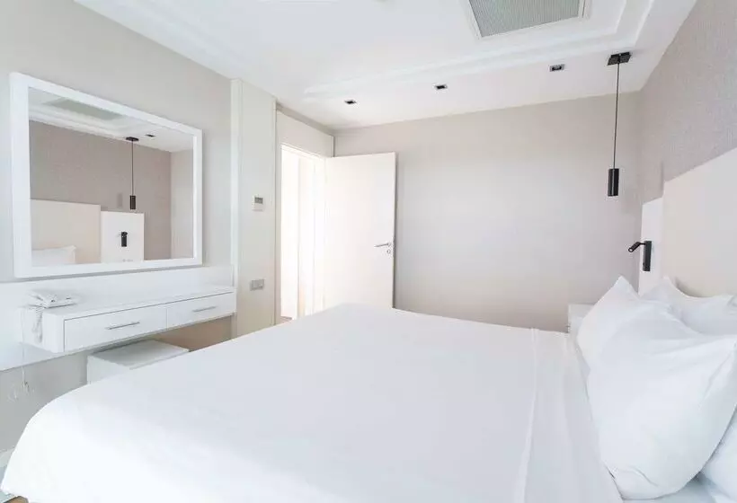 ホテル Radisson Residences Avrupa Tem Istanbul