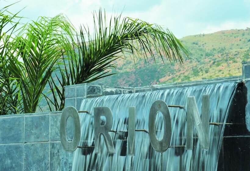 Safari Hotel & Convention Centre