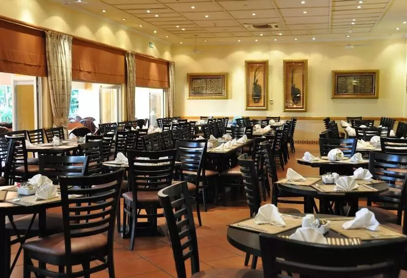 Safari Hotel & Convention Centre