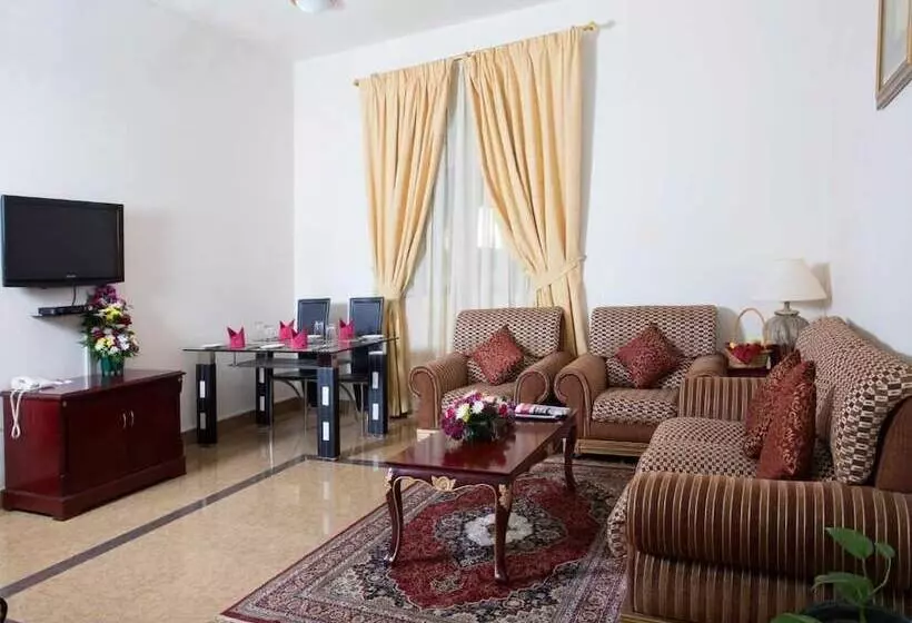 酒店 Safeer International