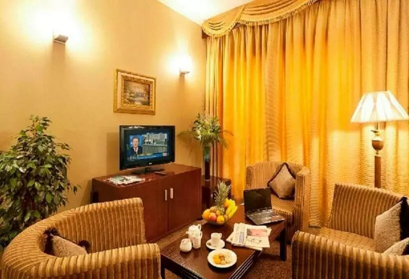 Отель Sun & Sands Seaview