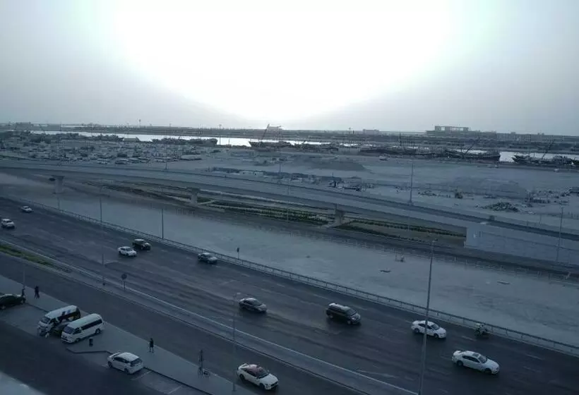 Отель Sun & Sands Seaview