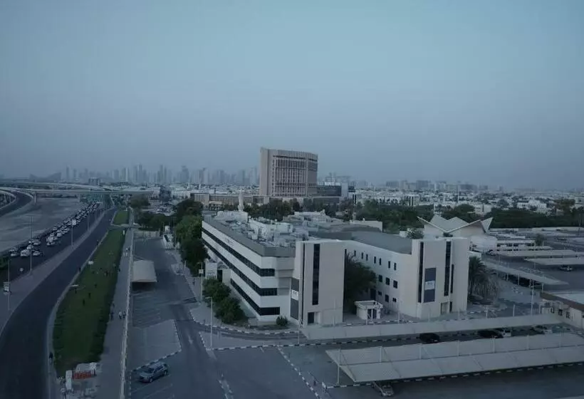 Отель Sun & Sands Seaview