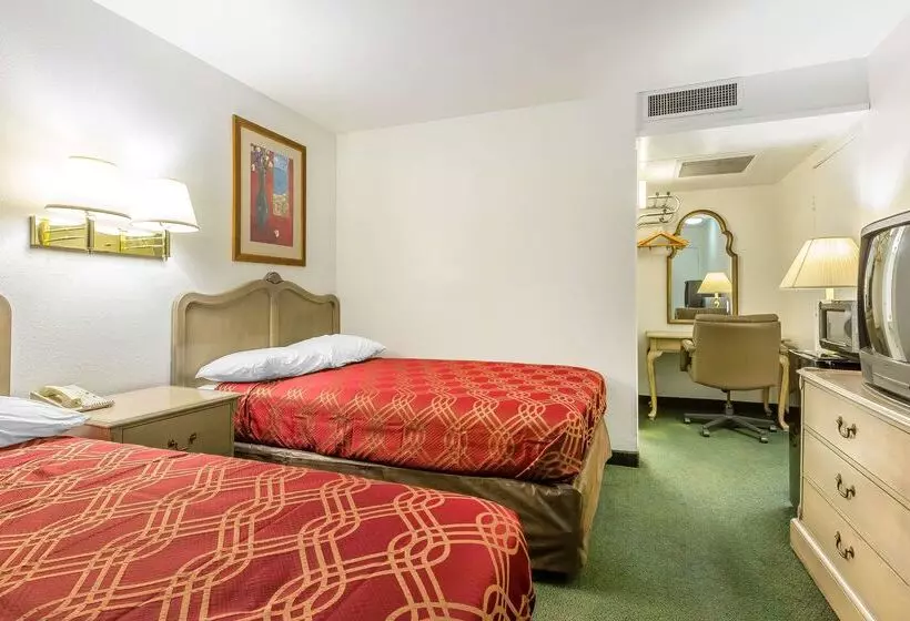 酒店 Economy Inn  Buttonwillow I 5