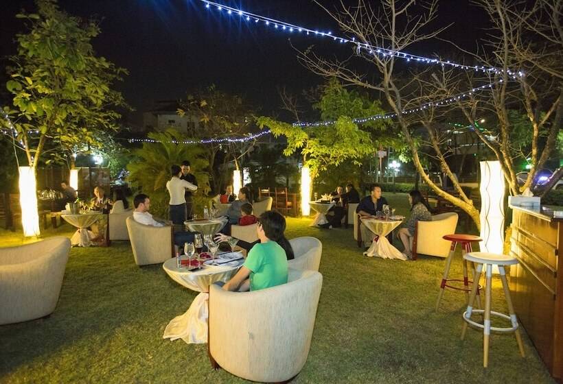 فندق Vientiane Plaza