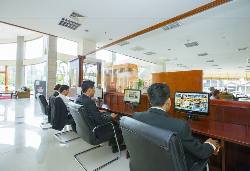 فندق Vientiane Plaza