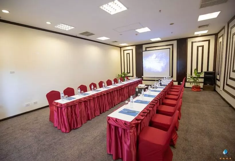 فندق Vientiane Plaza