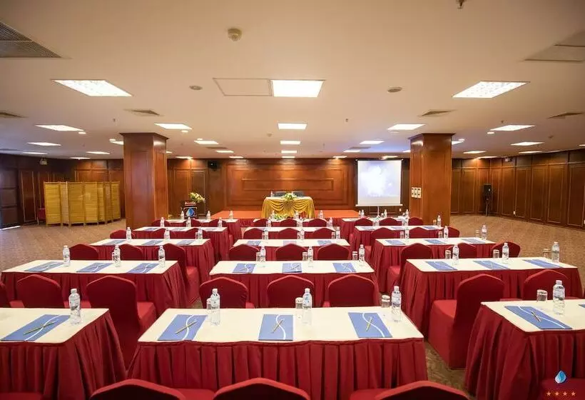 فندق Vientiane Plaza