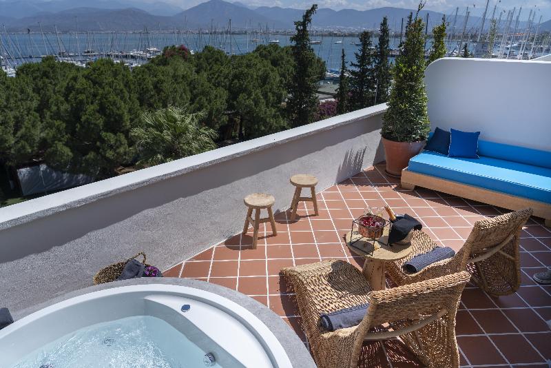 Yacht Boheme Hotel Boutique Class Adults Only