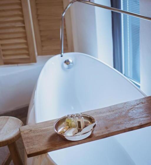 Yacht Boheme Hotel Boutique Class Adults Only