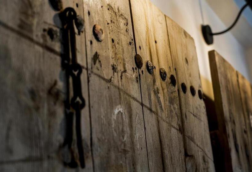 Yacht Boheme Hotel Boutique Class Adults Only