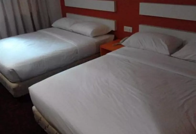 Jj Boutique Hotel Ss2