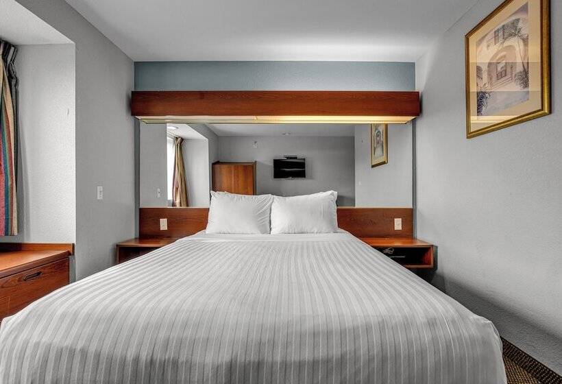 בית מלון כפרי The Block