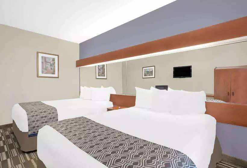 Отель The Block