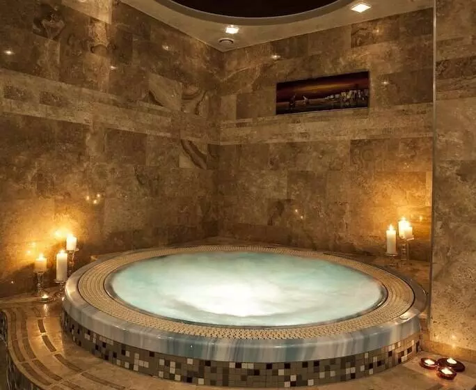 Ararat All Suites Hotel Klaipeda