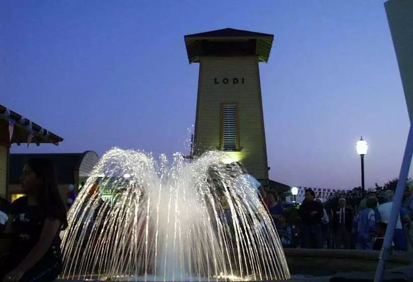 Hampton Inn & Suites Lodi