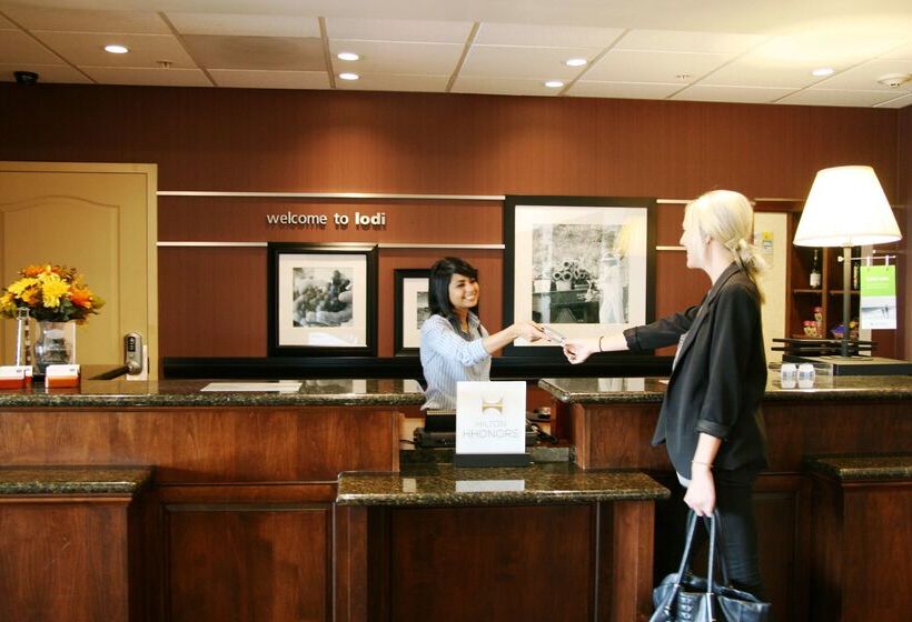 Hampton Inn & Suites Lodi