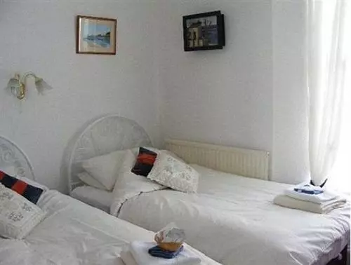 Отель Brooklands Guest House