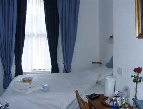 Отель Brooklands Guest House