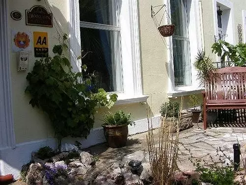 Отель Brooklands Guest House