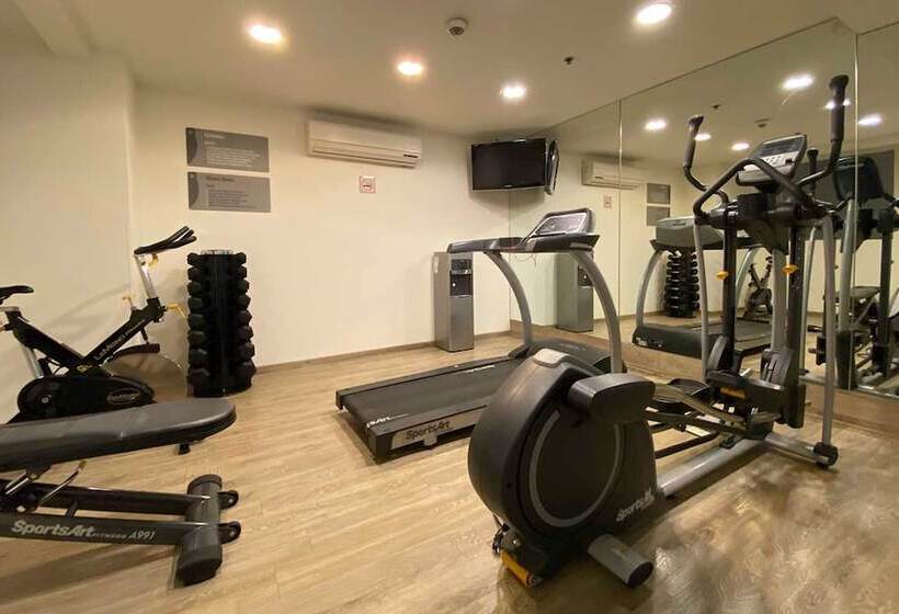 ホテル MX Forum Buenavista