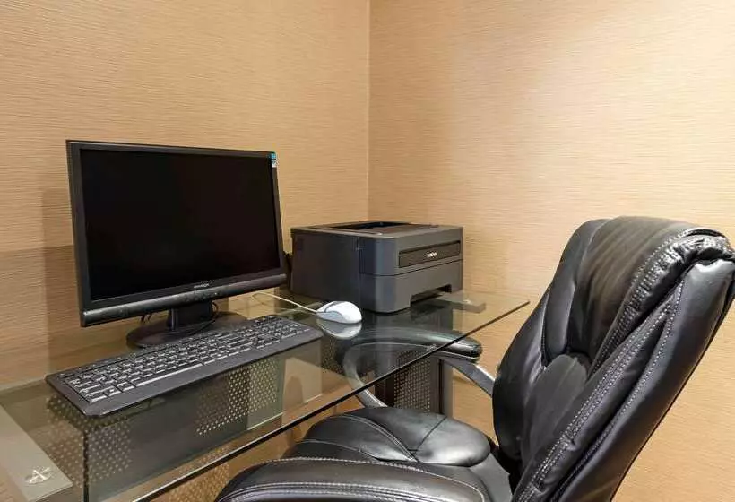 فندق Comfort Inn