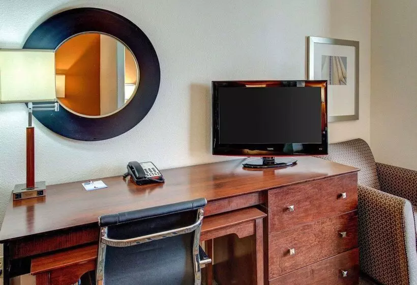 酒店 Comfort Suites Waxahachie Dallas