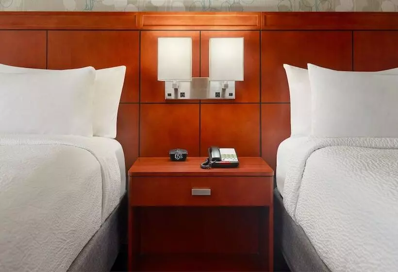 ホテル Courtyard By Marriott Nashville Goodlettsville