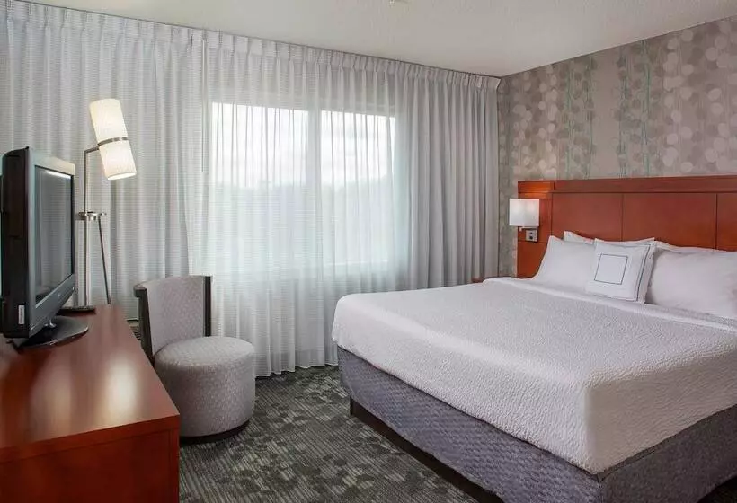 ホテル Courtyard By Marriott Nashville Goodlettsville