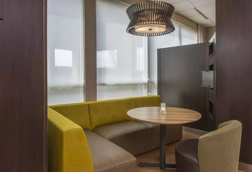 ホテル Courtyard By Marriott Nashville Goodlettsville