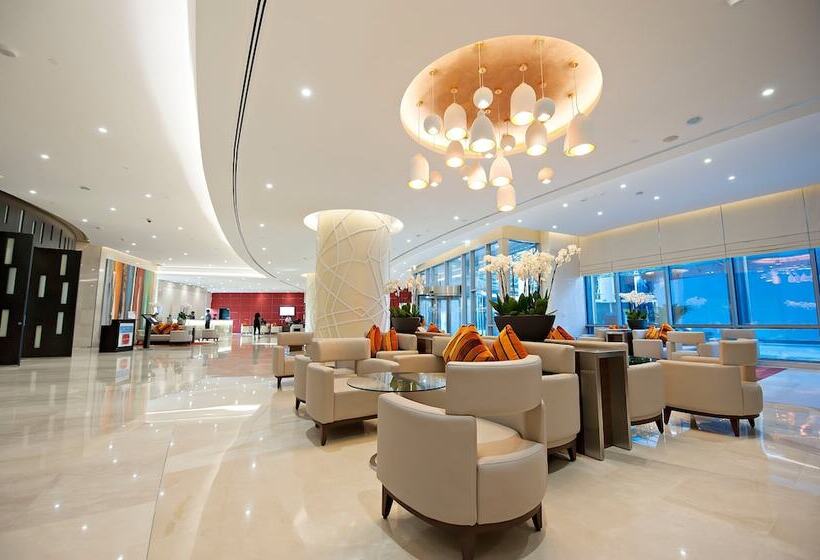 ホテル Crowne Plaza Doha   The Business Park, An Ihg