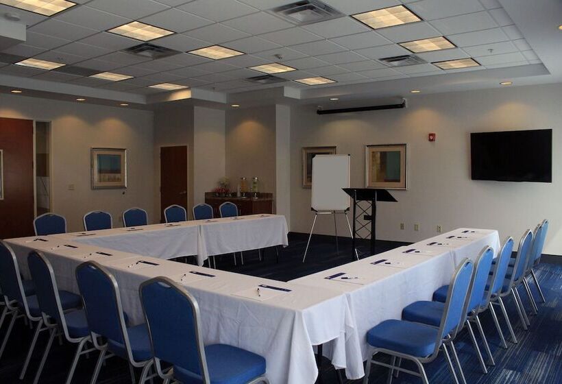 ホテル Holiday Inn Express Leland Wilmington Area, An Ihg