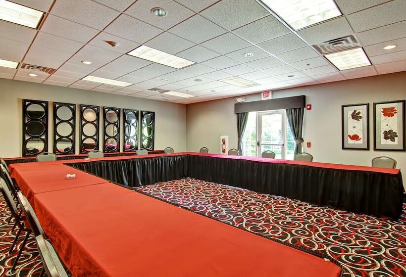 Отель Homewood Suites By Hilton Leesburg