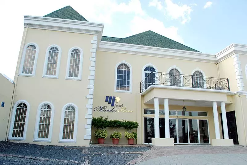 Отель Mirador Plaza